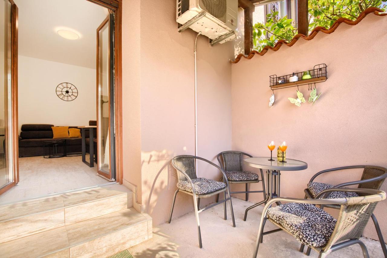 Amphitheater 3+2 Modern Apartment With Terrace, Wifi, Netflix Pula Exterior foto